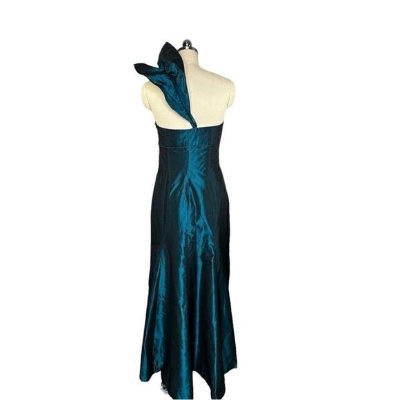 Kay Unger Teal Silk Taffeta Ruffle Shoulder Cocktail Dress| Size 6 - Picture 8 of 8